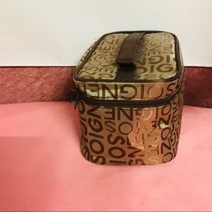 1pcs Makeup Case, Two to Choose Format’s Perfect For Tourism, Business Trip